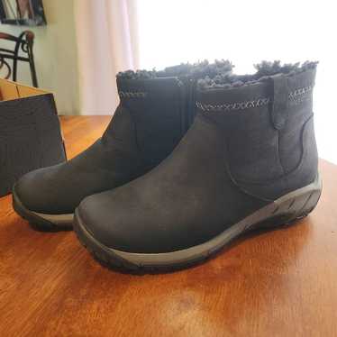 Merrell black, waterproof leather Boots size 9