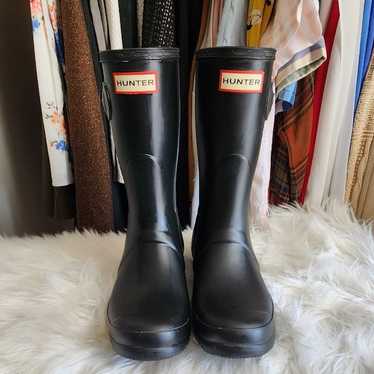 Hunter rain boots size 8