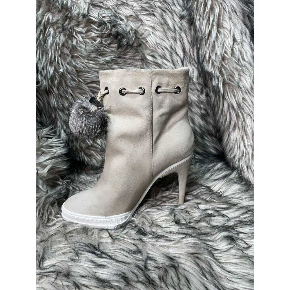 BCBG MAXAZRIA Ma Perry Ivory Suede Ankle Bootie 4… - image 2
