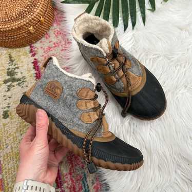 Sorel Gray Fleece Out N About Boots Winter Snow D… - image 1