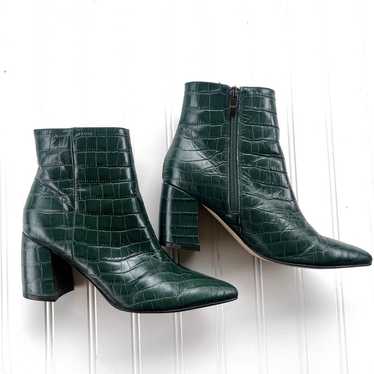 Marc Fisher green leather heeled booties sz 6.5