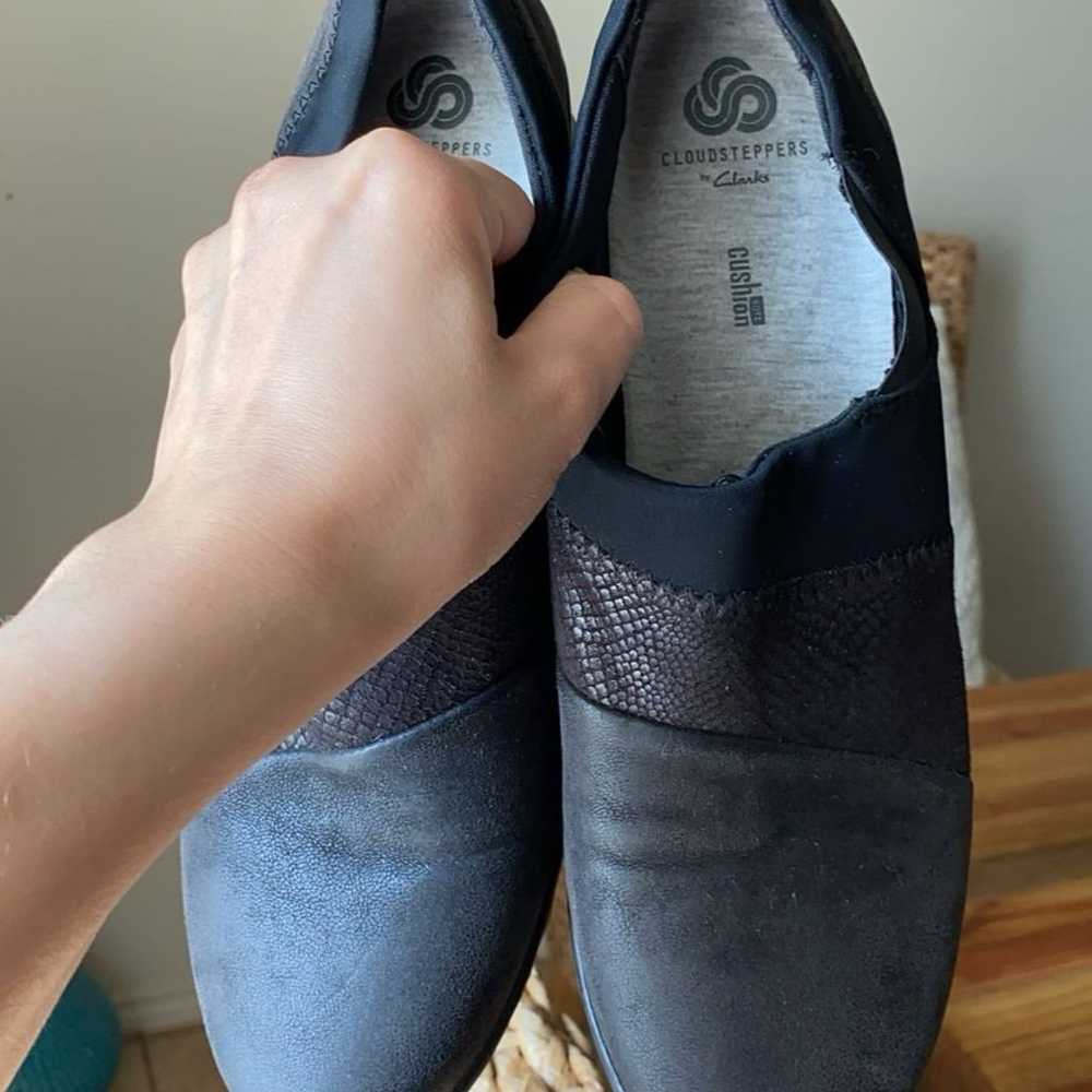 Clarks comfort shoes - image 2