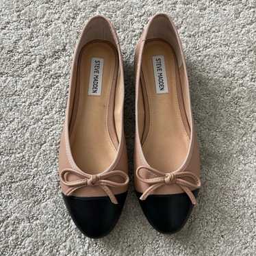 Cap toe flats - image 1