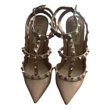 Valentino Garavani Rockstud patent leather heels
