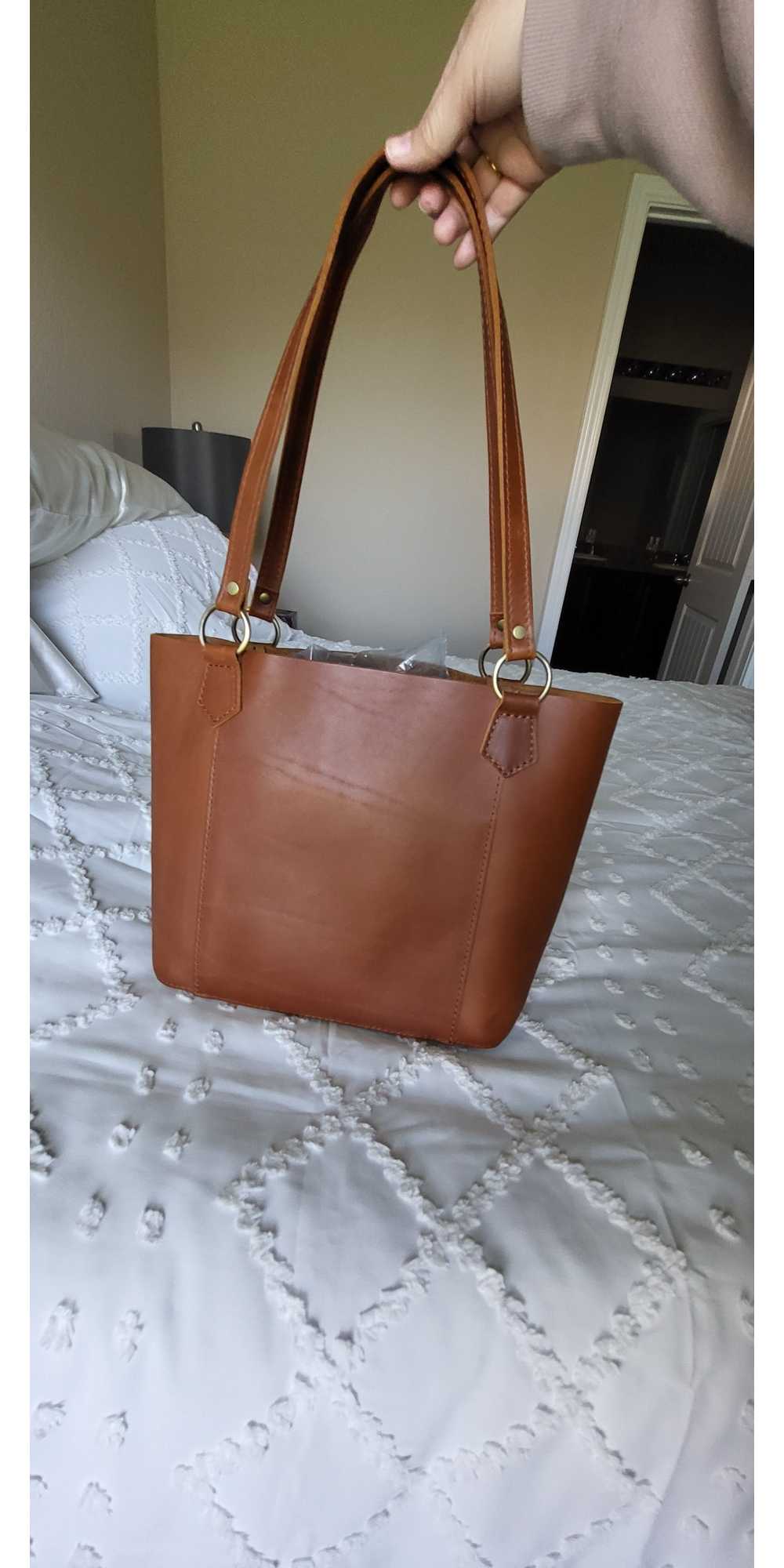 Portland Leather 'Almost Perfect' The Market Tote - image 5