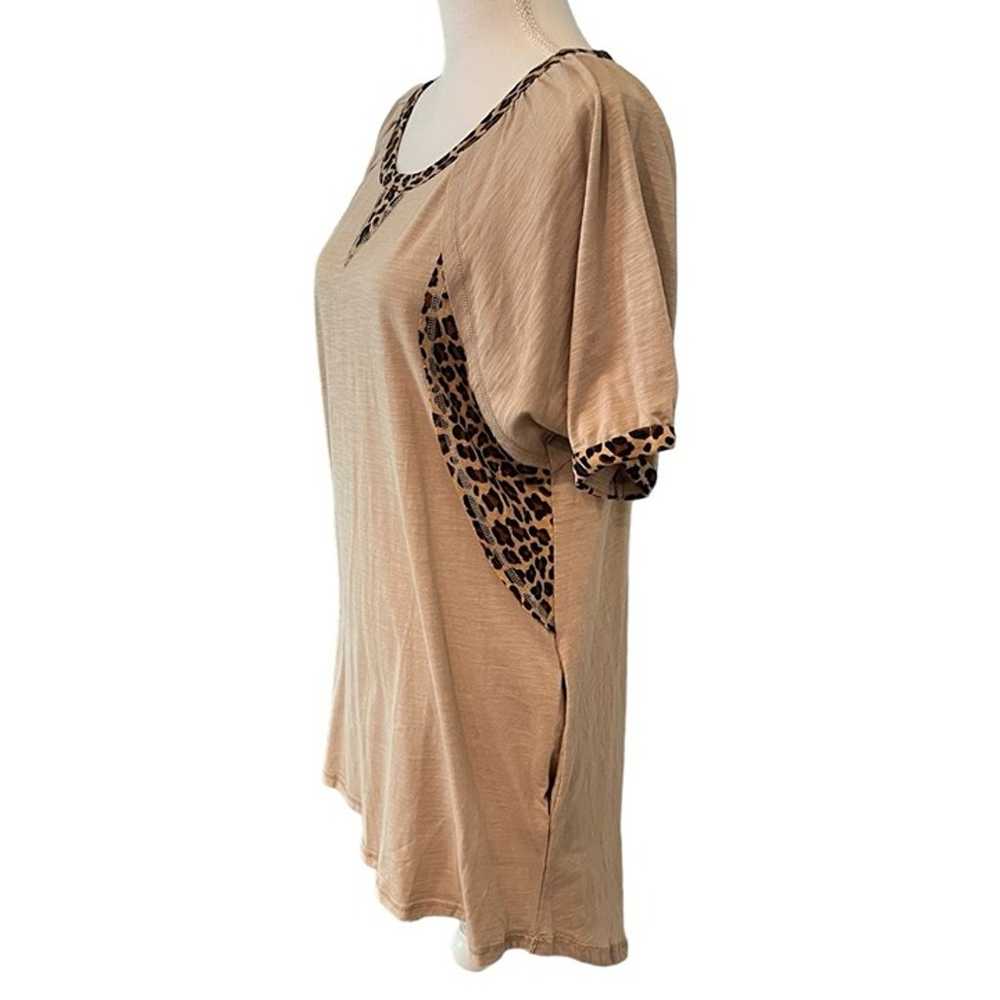 Umgee T-Shirt Dress With Leopard Print Accents Wo… - image 3