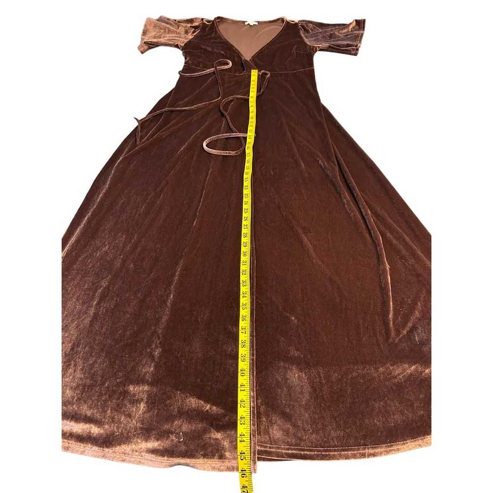 Baltic Born Spice Meghan Velvet Wrap Dress - Size… - image 6