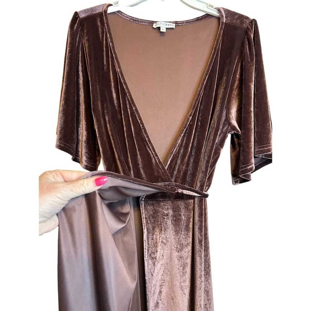 Baltic Born Spice Meghan Velvet Wrap Dress - Size… - image 7