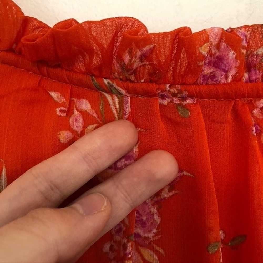 VINCE CAMUTO Floral Print Long Sleeve Split V-Nec… - image 9