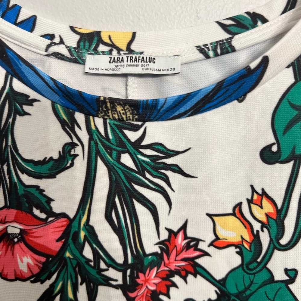 Zara Trafaluc Multicolor Floral Short Sleeve Mini… - image 2
