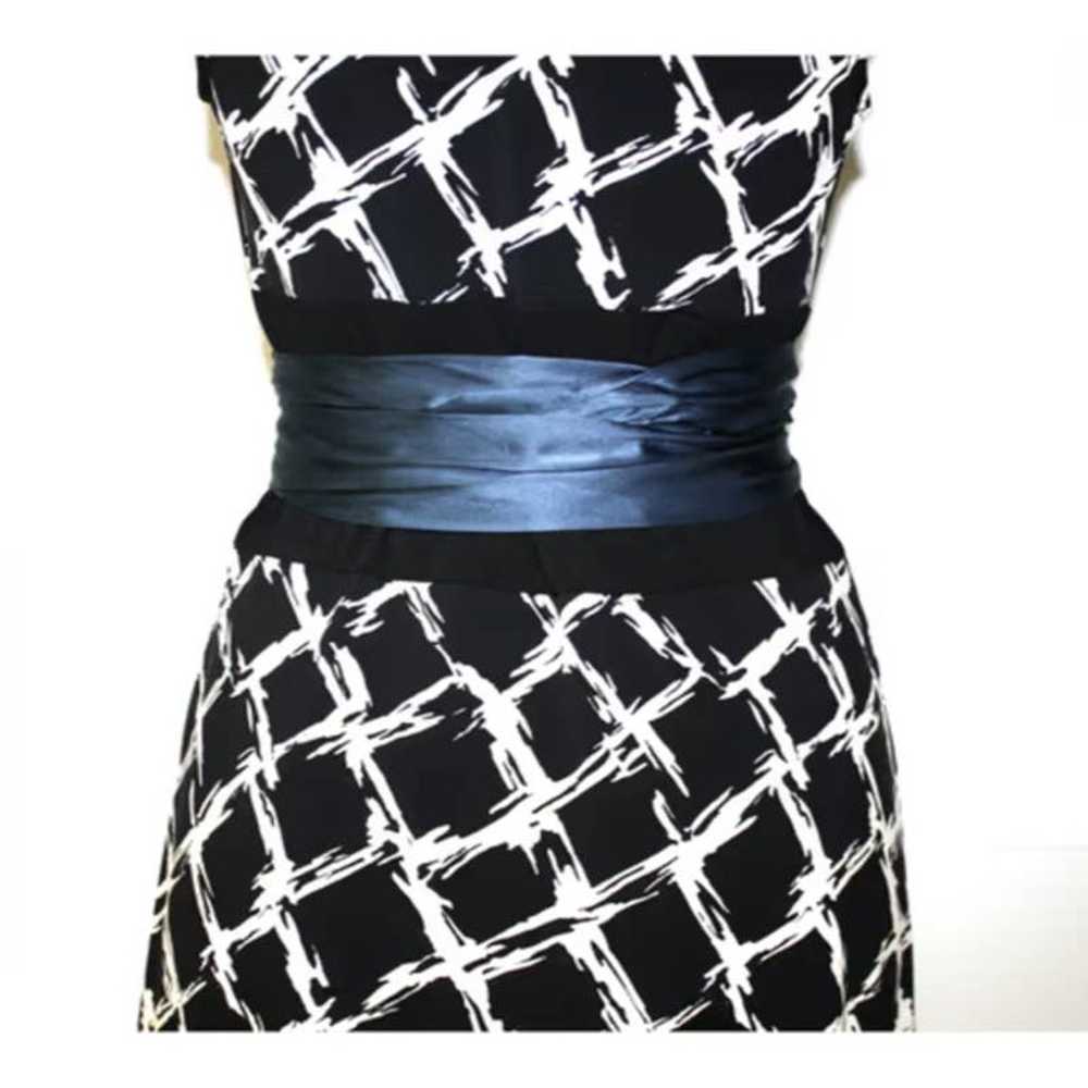 BCBG Max Azria Midi Dress Sleeveless VNeck Large … - image 2