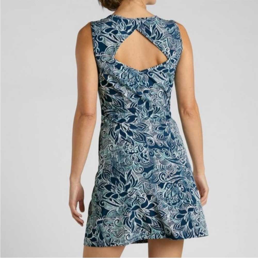 Title Nine Phantasm Dress Floral Batik Print Cut … - image 3