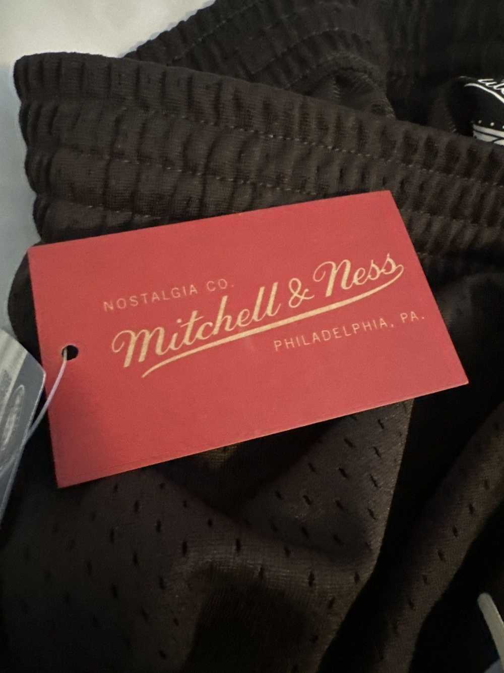 Mitchell & Ness × Travis Scott TRAVIS SCOTT X MIT… - image 3