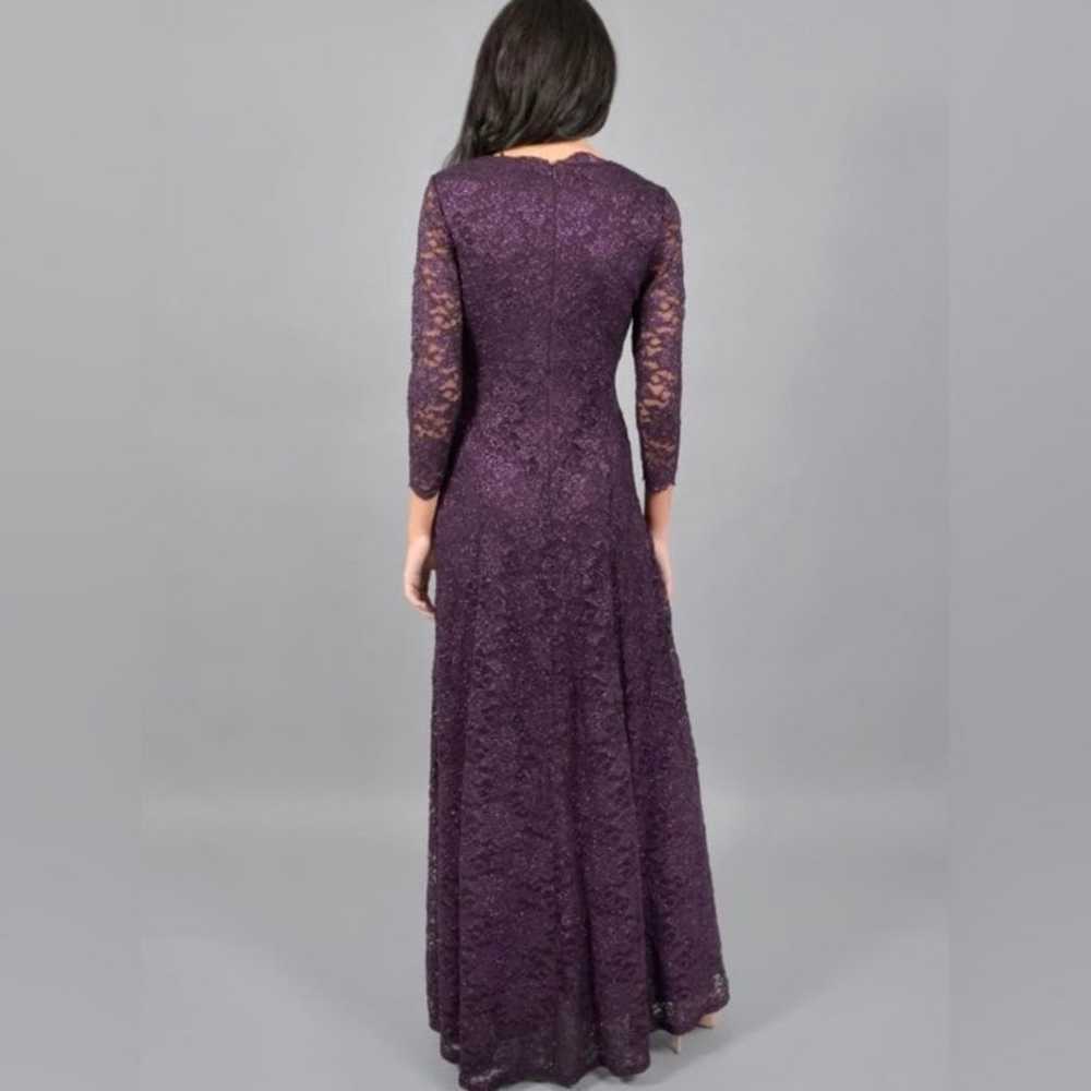 JESSICA HOWARD - LONG SLEEVE METALLIC LACE GOWN J… - image 5