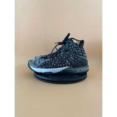 Nike Boys Nike Lebron XVII 'Oreo' Basketball Shoe… - image 1