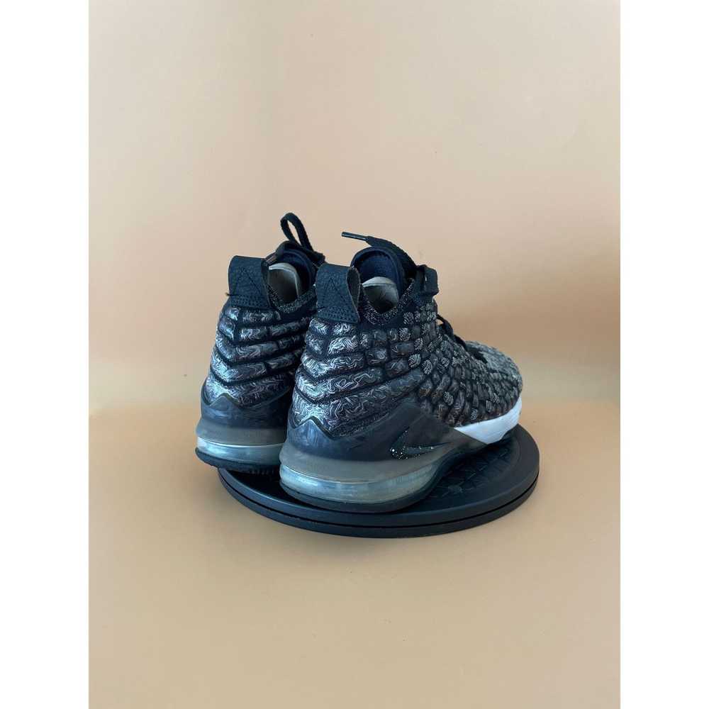 Nike Boys Nike Lebron XVII 'Oreo' Basketball Shoe… - image 4