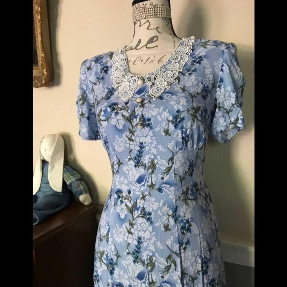 Rare VTG Women's lace collar dress - image 4