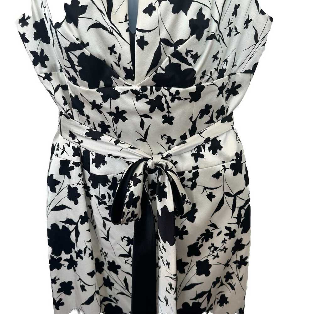 NWOT Kay Unger 12 Black White Floral Sheath Dress… - image 2