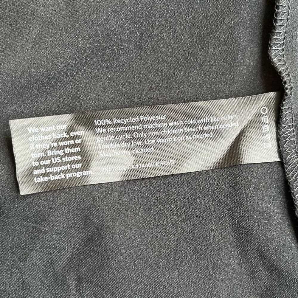 Eileen Fisher black Satin V-Neck Short-Sleeve Asy… - image 5