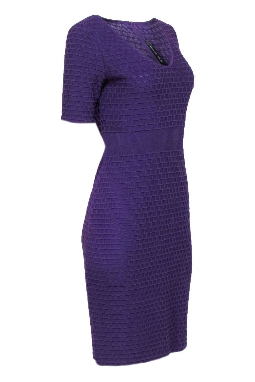 St. John - Purple Textured Knit Sheath Dress Sz 4 - image 2