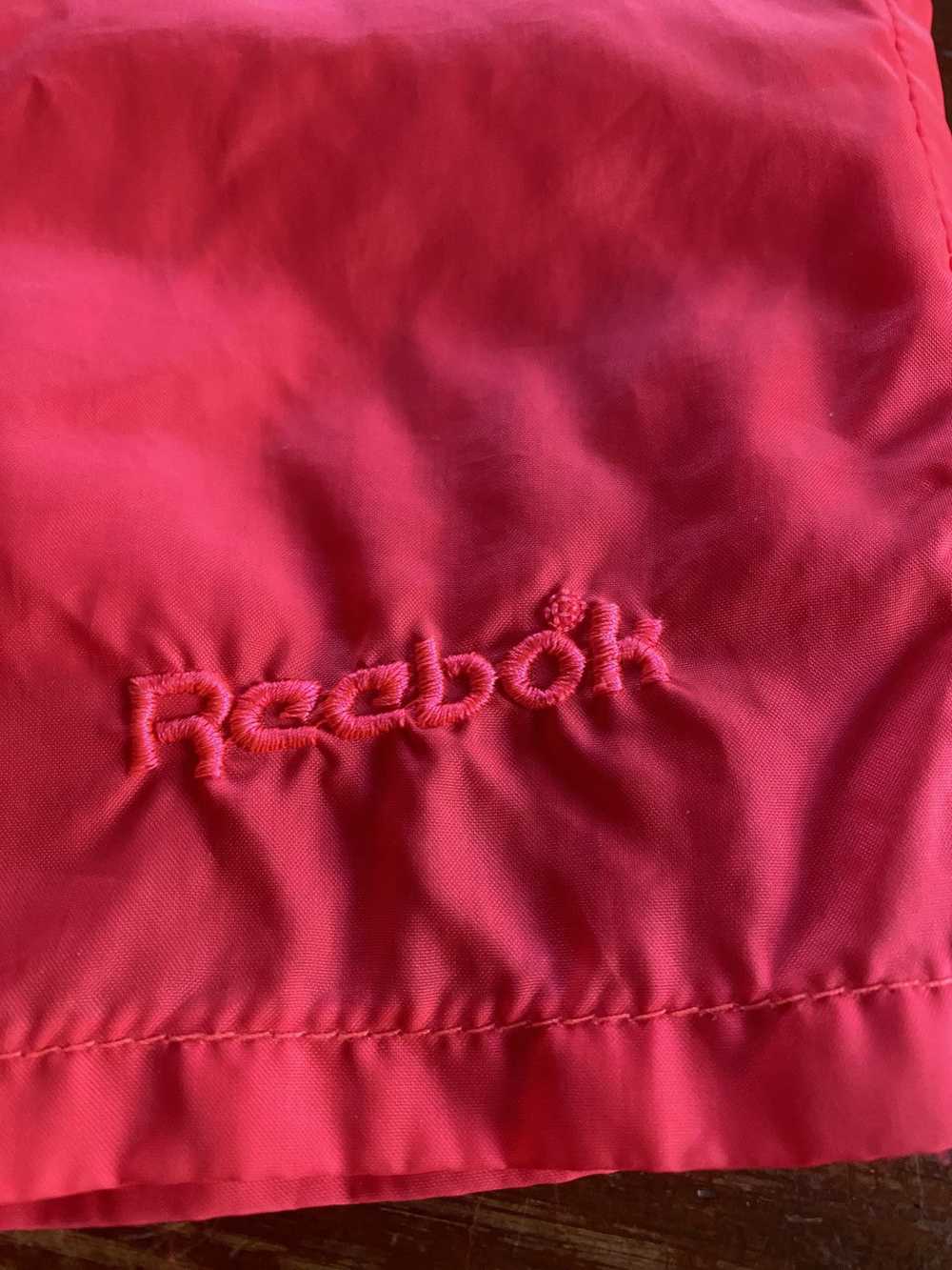 Reebok × Vintage Vintage 80’s Reebok Hot Pink Nyl… - image 3