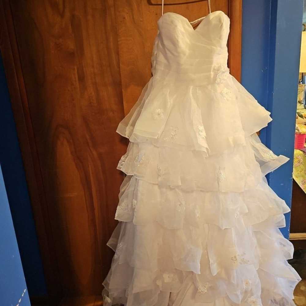 Wedding dress - image 3