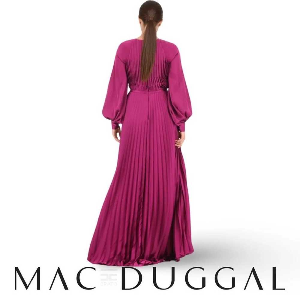 MacDuggal Gown Size 6 - image 4