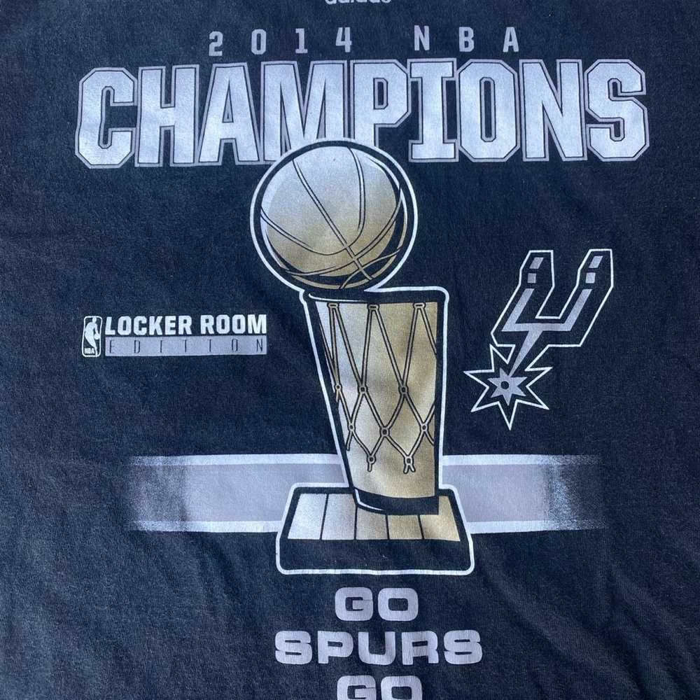 San Antonio Spurs tshirt - image 2