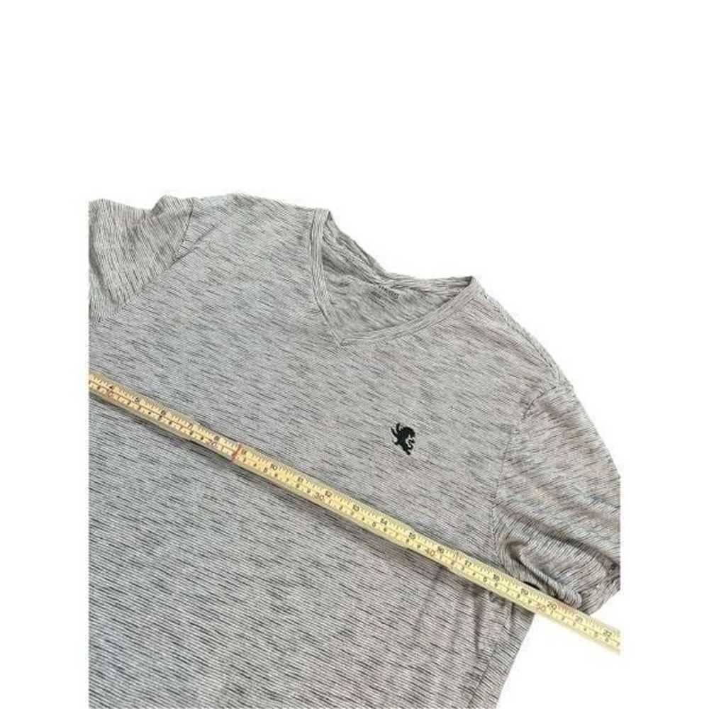 Mens size medium Express tshirt short sleeve vnec… - image 6