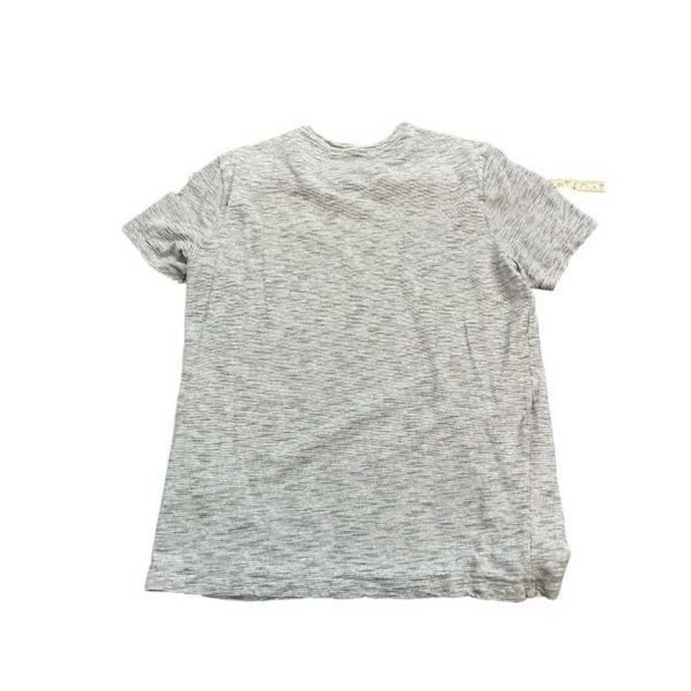Mens size medium Express tshirt short sleeve vnec… - image 7