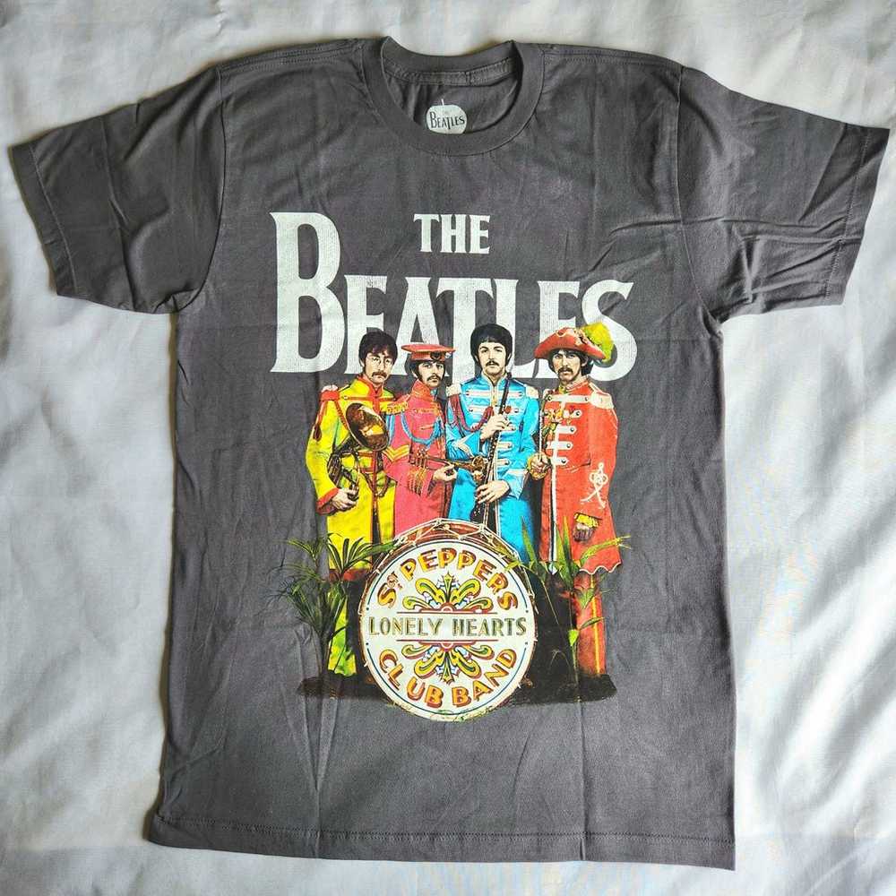 The Beatles Sgt. Pepper's Lonely Hearts Club Band… - image 2