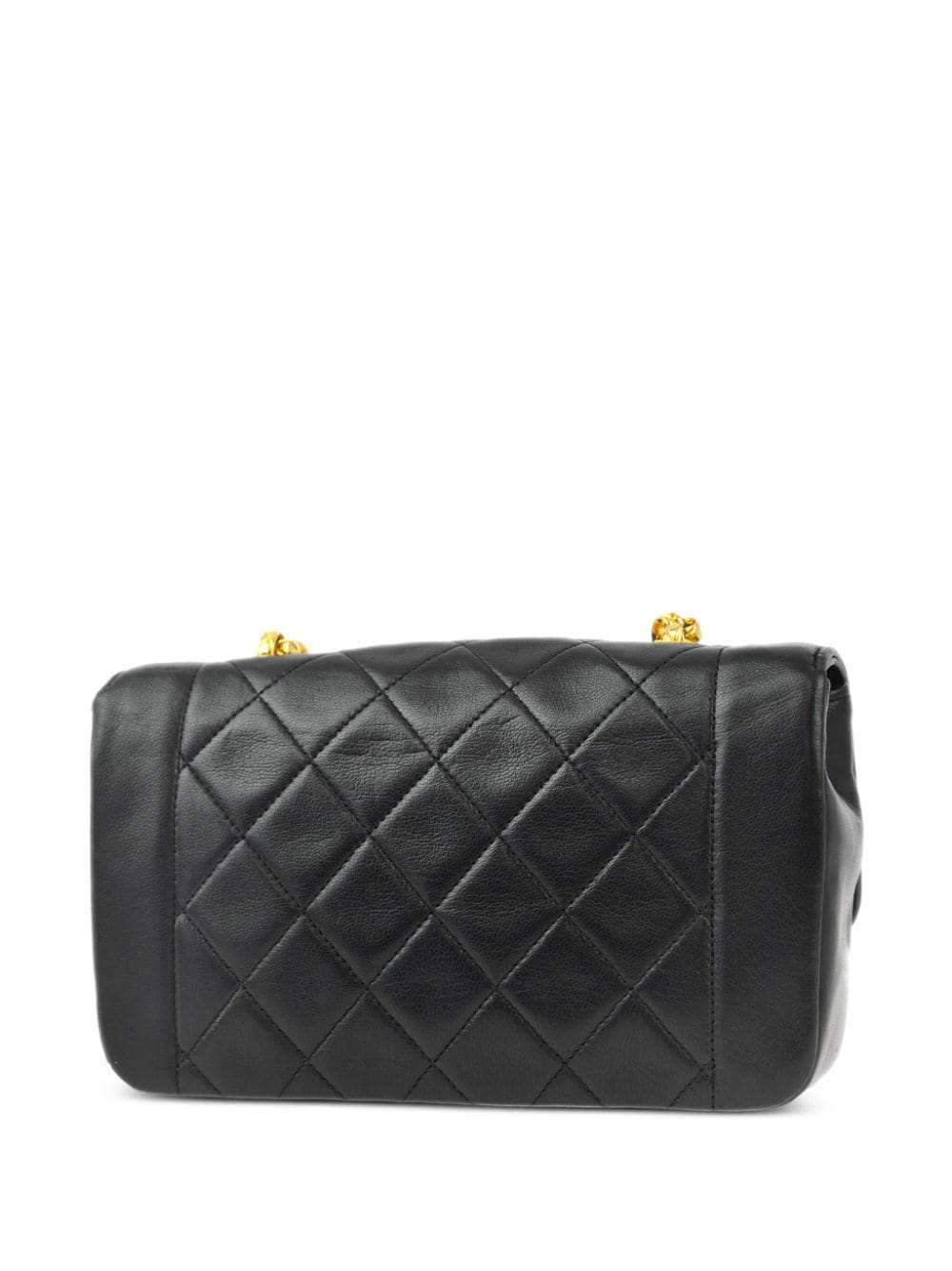 CHANEL Pre-Owned 1990 small Classic Flap shoulder… - image 2