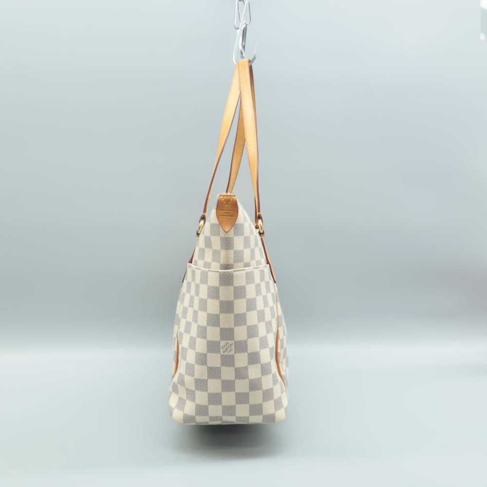 Louis Vuitton Totally leather handbag - image 2
