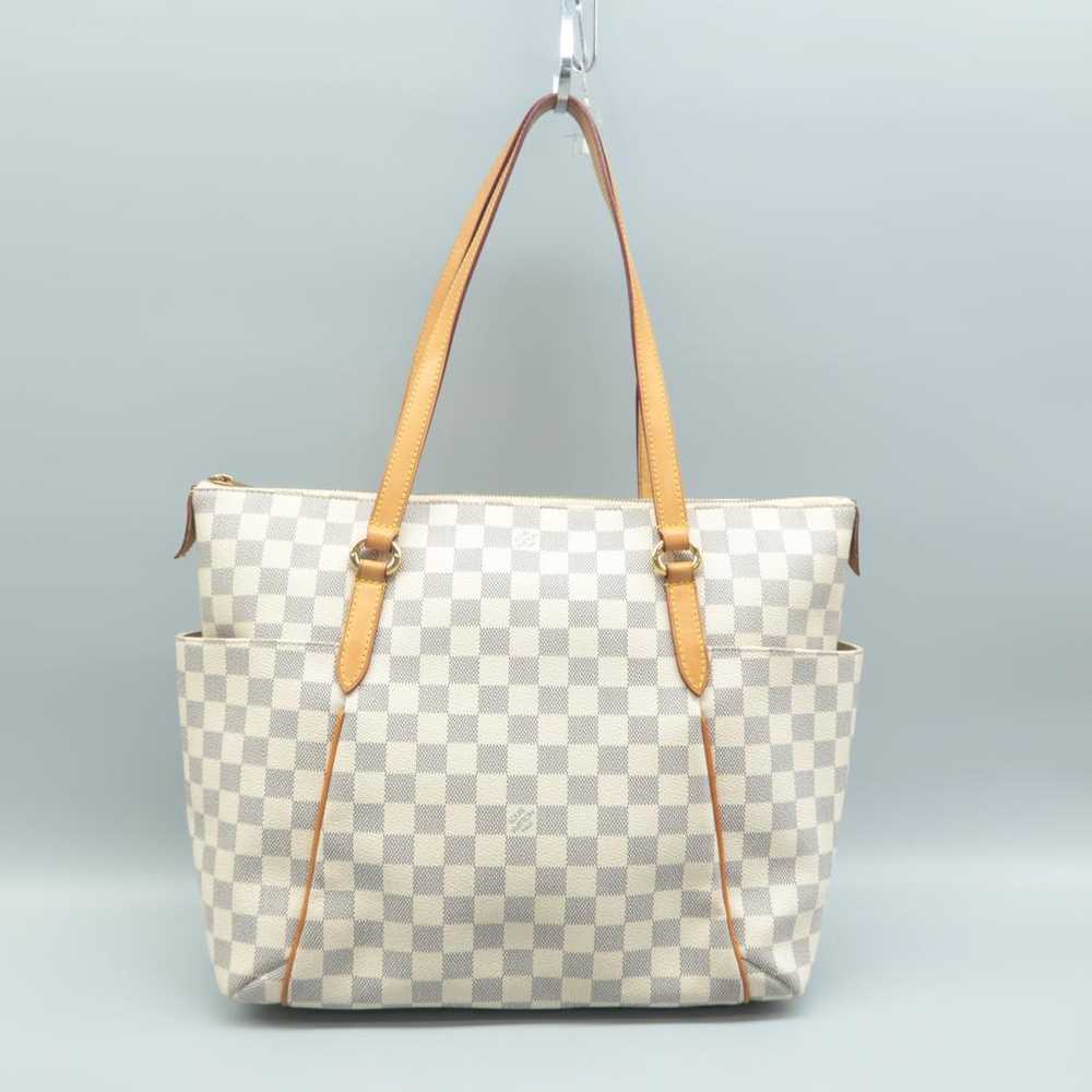 Louis Vuitton Totally leather handbag - image 4