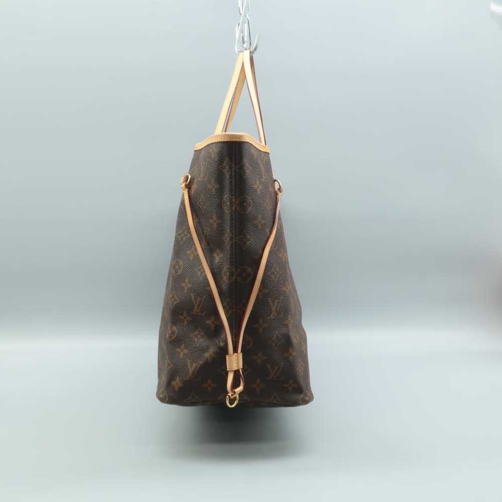 Louis Vuitton Neverfull leather handbag - image 2