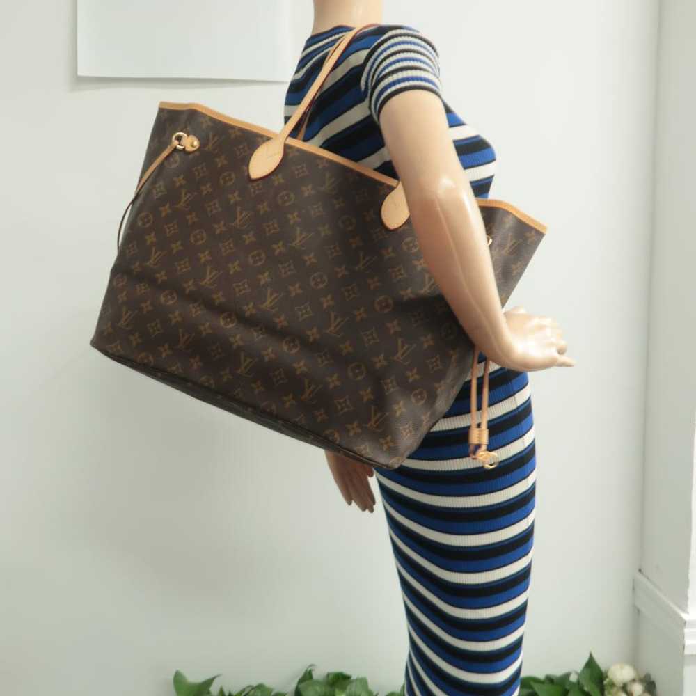 Louis Vuitton Neverfull leather handbag - image 5