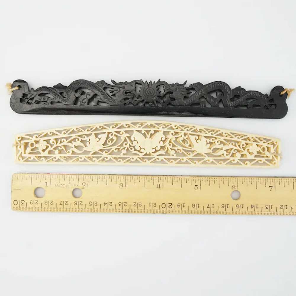 Two pairs of Chinese Carved Purse Handles Circa 1… - image 2