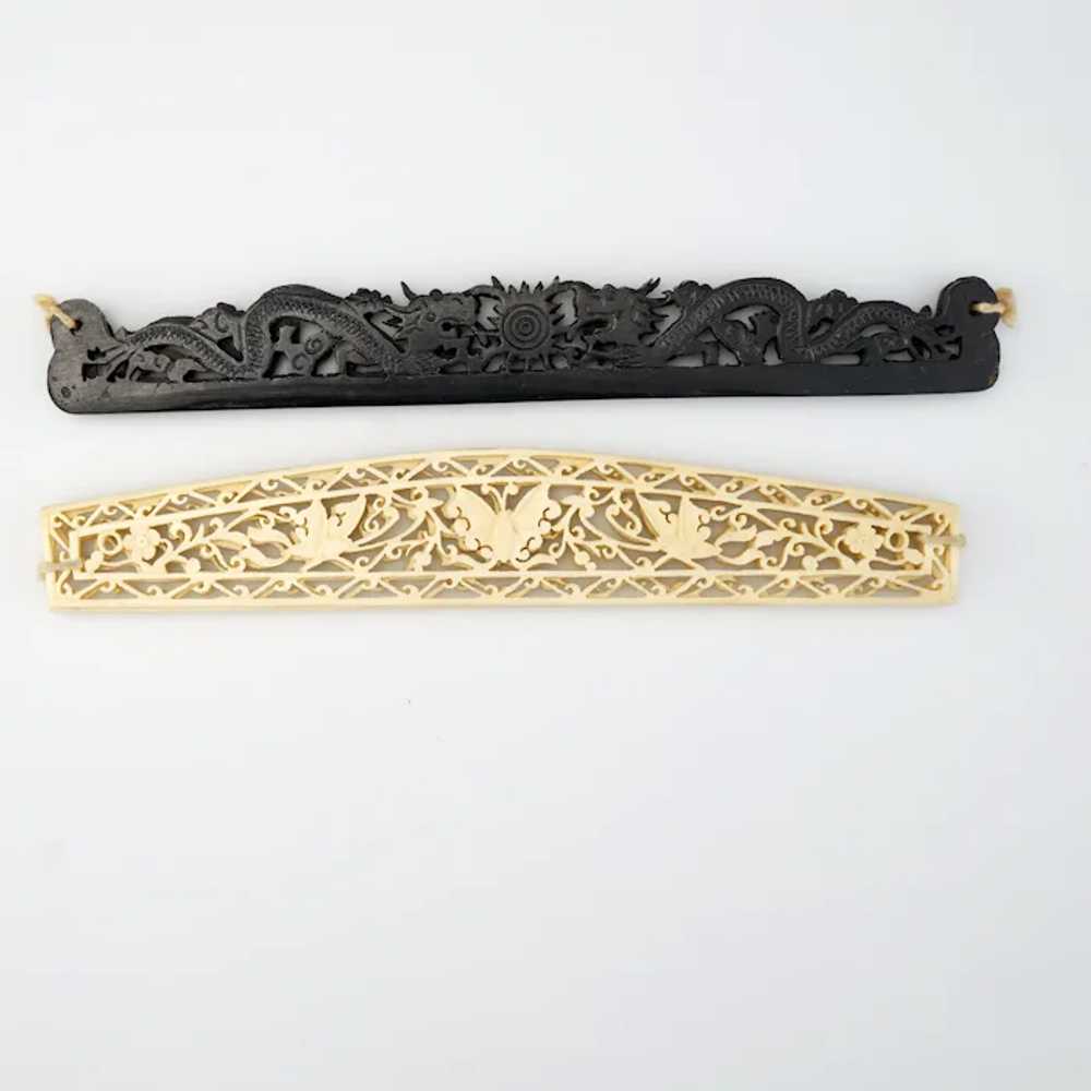 Two pairs of Chinese Carved Purse Handles Circa 1… - image 3