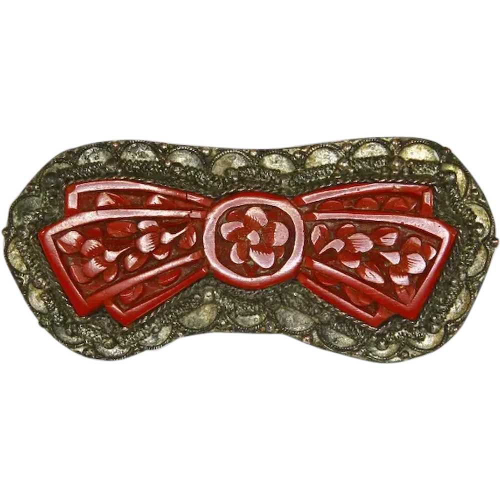 Red Cinnabar Brooch – Unusual Bow Shape – Chinese… - image 1