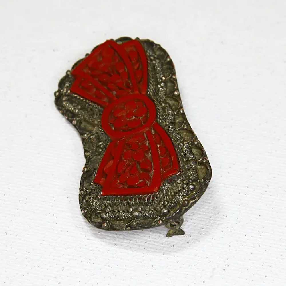 Red Cinnabar Brooch – Unusual Bow Shape – Chinese… - image 2