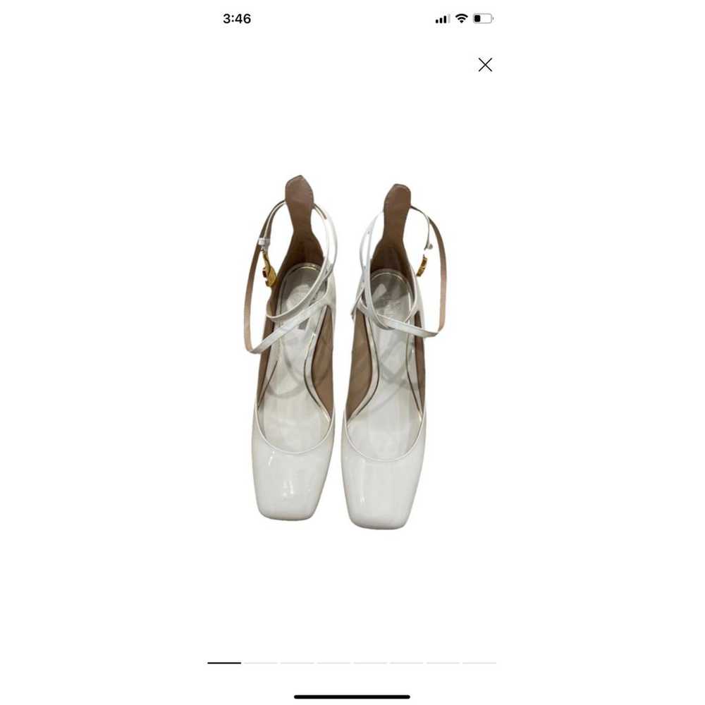 Valentino Garavani Tan-go patent leather heels - image 2