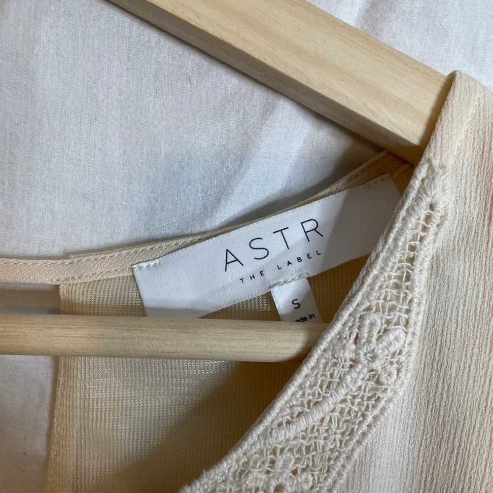 ASTR Revolve Small Cream Longsleeve Button Croche… - image 4