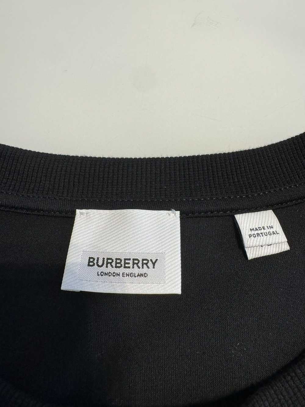 Burberry Burberry Logo T Shirt Black Pink Size XL - image 4