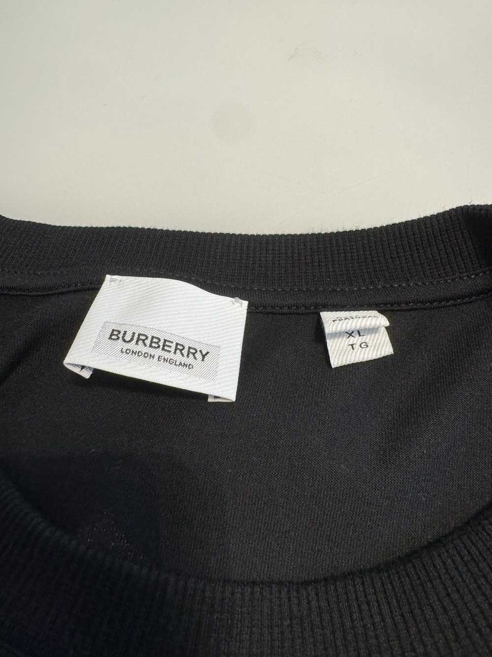 Burberry Burberry Logo T Shirt Black Pink Size XL - image 5