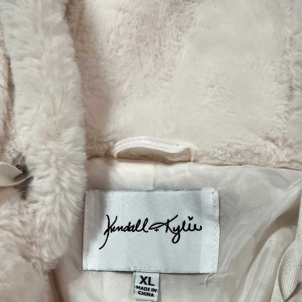 KENDALL & KYLIE Ivory Zip-Up Faux Fur Plush Hoode… - image 3