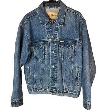 Vintage Levi’s Jean Jacket Size Medium