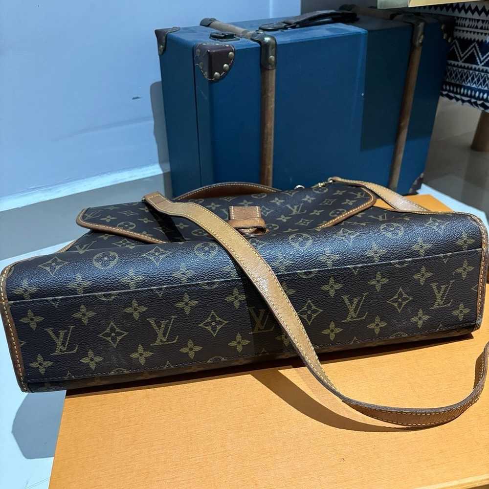 Louis Vuitton crossbody - image 7