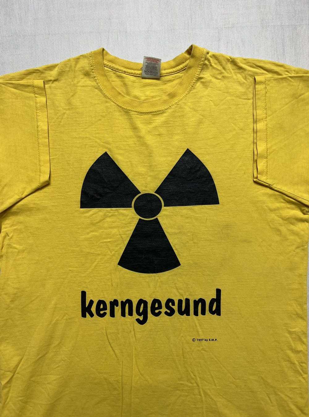 Vintage Tshirt Kerngesund 1997 vintage 90’s yellow - image 2