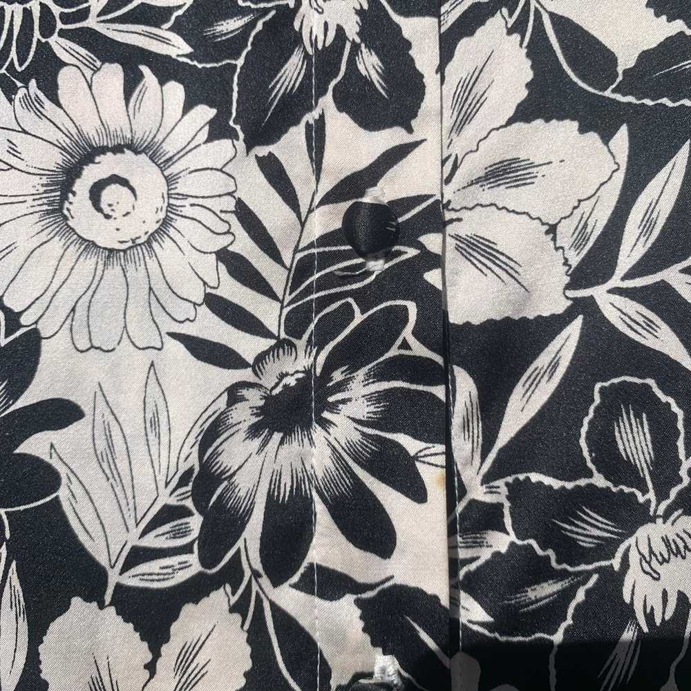 Vintage black and white floral silk shirt Sz L - image 4