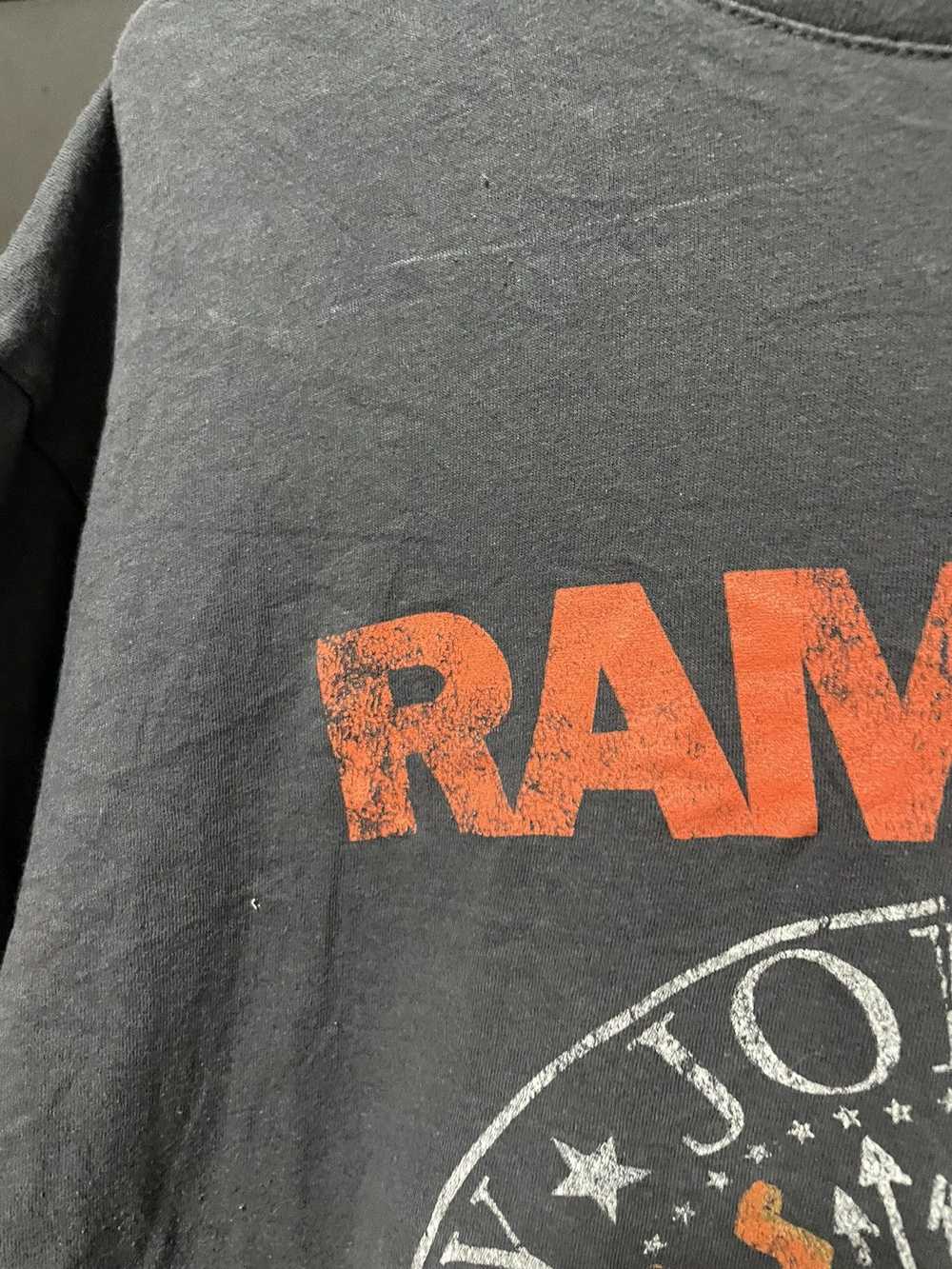 Band Tees × Rock T Shirt × Vintage 00s Ramones Bi… - image 4